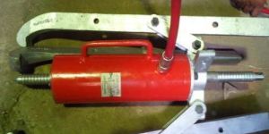 Hydraulic Bearing Puller