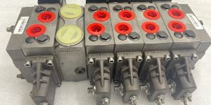 PVG 32 Proportional Valve 157B5937, 157B6233, 11084102, 157B9784, 157B9783, 157B9781, 157B3184, 157B2014, 157B8025,157B2001, 11052079