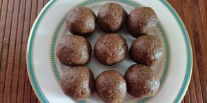 Ragi Peanut Laddoo