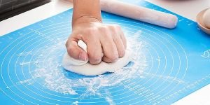 Silicone Foldable Chapati Mat with Measurements