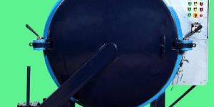 TYRE RETREDING CURRING CHAMBER