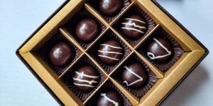 Dark Chocolate Collection Bonbons