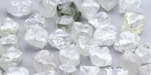 White Natural Uncut Diamonds