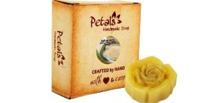 Petals Multani Mitti with Aloe Vera Handmade Soap