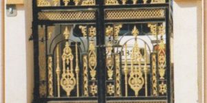 Cast Iron Gate Railings