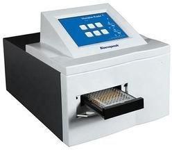 Microplate Reader with Touch Screen