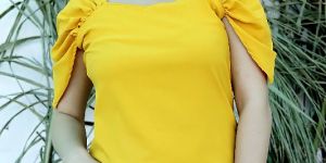Ladies Yellow Plain Square Neck Top