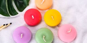 Floating Nuggets Candle