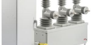 Pole Mounted Auto Recloser