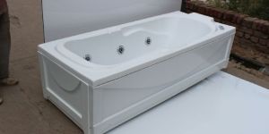 6 by 2.5 feet Jacuzzi Bathtub