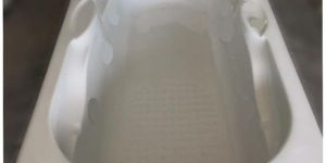 6 by 3 Feet Plain Bathtub