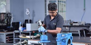 Vanquish Core Advanced HPLC System Repairing Services