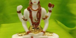 Gold Leafing Lord Shiva Statue