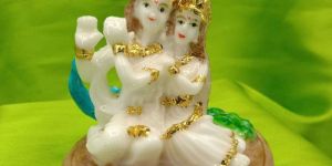 Gold Leafing Radha Krishna Statue