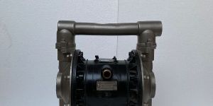 Graco Husky Pneumatic Double Diaphragm Transfer Pump
