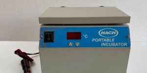 HACH 25699 Portable Incubator Heater