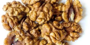 Walnut Kernels
