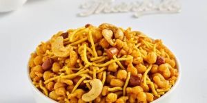 Special Mixture Namkeen