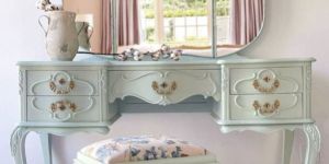 Wooden Designer Dressing Table