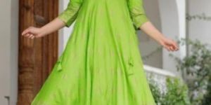 Ladies Green Printed Gown Kurta