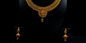 Royal Gold Plated Necklace Set