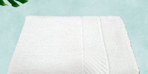 Rekhas Super Absorbent Bath Towels 550 GSM