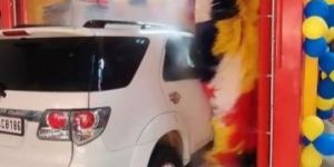 Automatic Car Wash Machine