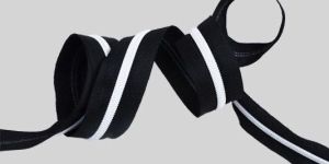 Black Contrast Zipper Roll