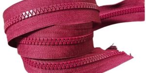 Maroon Zipper Roll