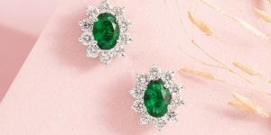 Diamond Stud Earrings / 14K Gold Diamond Prong Setting Earrings