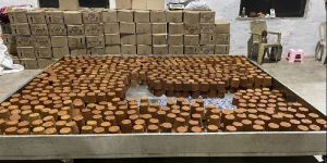 JAGGERY 1 KG CLUMP PACKED IN 18 KG CARTOON BOX