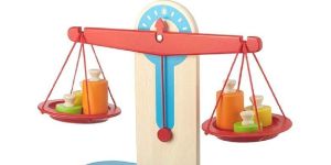 Wooden Balance Scale