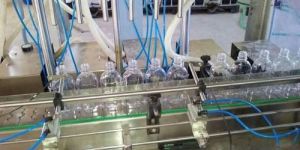 Cosmetic Liquid Filling Machine