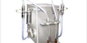 Semi Automatic Liquid Filling Machine