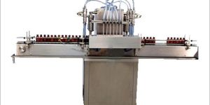 Six Head Liquid Filling Machine