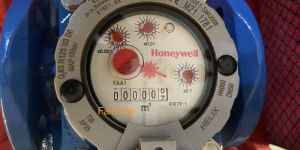 Woltman Water Meter HONEYWELL