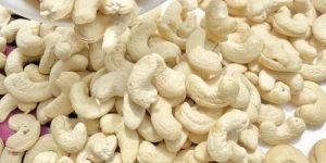 W550 Cashew Nuts