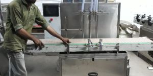 Semi Automatic 2 Head Servo Filling Machine