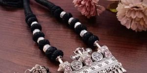 Black Fort Necklace Set