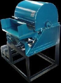 Groundnut Decorticator Machine