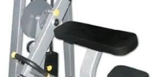 Preacher Curl Machine