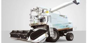 Self Propelled Combine Harvester