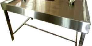 Working Table And Cleaning Table