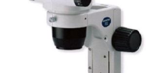 OLYMPUS TRINOCULAR MICROSCOPE