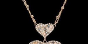 Perline Heart Golden Necklace