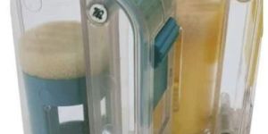 Plastic Queen Marking Catcher Cage