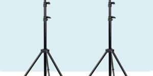 Metal Tripod Stand