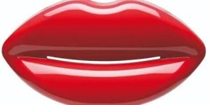 Red Lips Cascade Shower