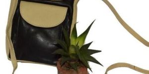 Ladies Shoulder Pouch