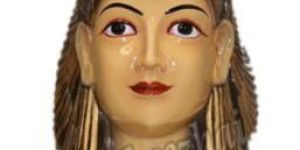 Trendy Face of an Egyptian Queen